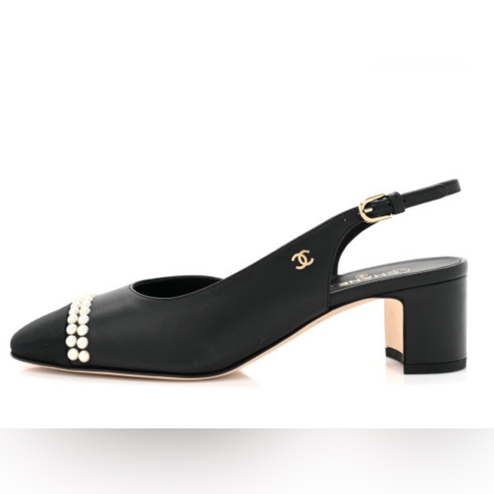 NIB Chanel Black Slingbacks with Pearl